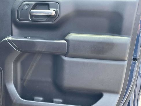 Used 2022 Chevrolet Silverado 1500 Custom AWD/4WD image 17