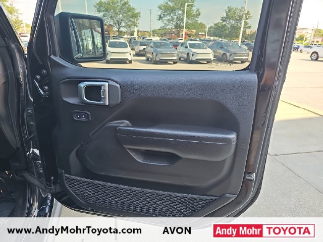 Used 2019 Jeep Wrangler Unlimited Rubicon AWD/4WD image 35