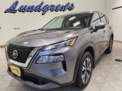 Used 2021 Nissan Rogue SV w/ Premium Package image 1