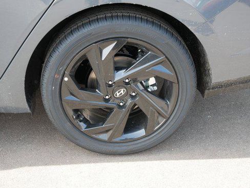 New 2026 Hyundai Elantra SEL Sport Premium FWD image 4