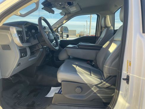 Used 2025 Ford F250 XL w/ 360-Degree Camera Package image 10