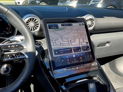 Used 2024 Mercedes-Benz SL 43 AMG image 9