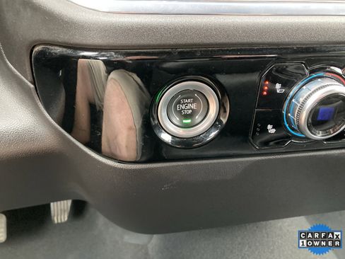 Used 2024 GMC Sierra 1500 SLT image 26