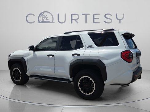 Certified 2026 Toyota 4Runner TRD Off-Road Premium AWD/4WD image 3