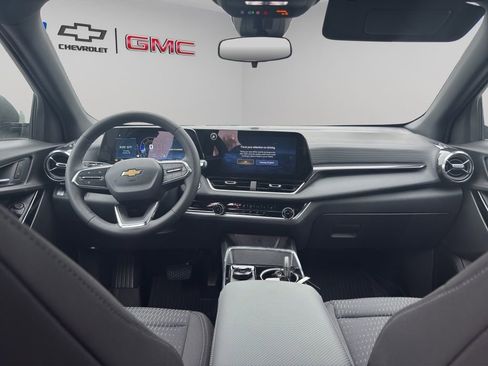 New 2026 Chevrolet Equinox LT image 15