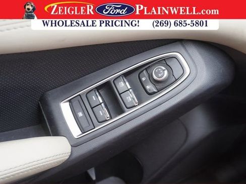 Used 2023 Subaru Ascent Limited image 32