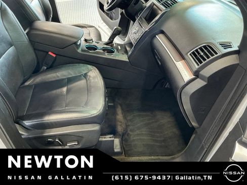 Used 2016 Ford Explorer Limited AWD/4WD image 12