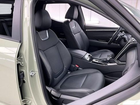 Certified 2024 Hyundai Santa Cruz Limited image 7