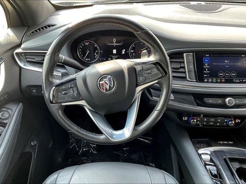 Used 2024 Buick Enclave Premium image 5