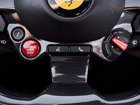 Used 2020 Ferrari Portofino RWD image 58