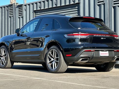 Used 2022 Porsche Macan image 3
