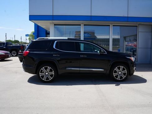 Used 2017 GMC Acadia Denali w/ Technology Package AWD/4WD image 31