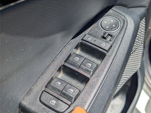 Used 2024 Kia Seltos EX FWD image 14