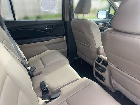 Used 2022 Honda Pilot Special Edition image 31