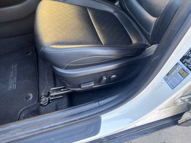 Certified 2022 Kia Seltos SX AWD/4WD image 13