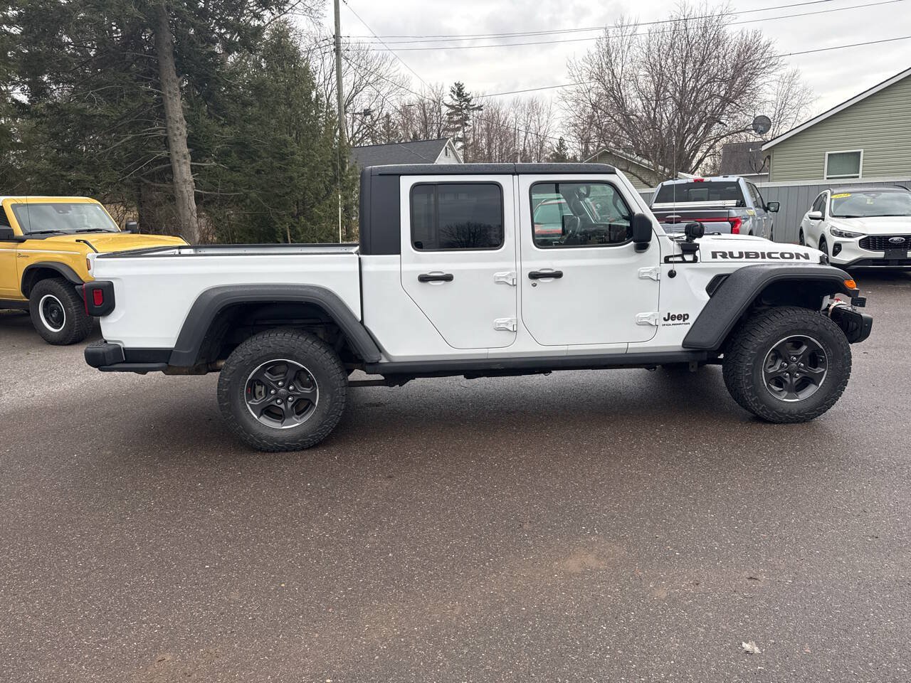 Used 2023 Jeep Gladiator Rubicon w/ Cold Weather Group AWD/4WD image 8
