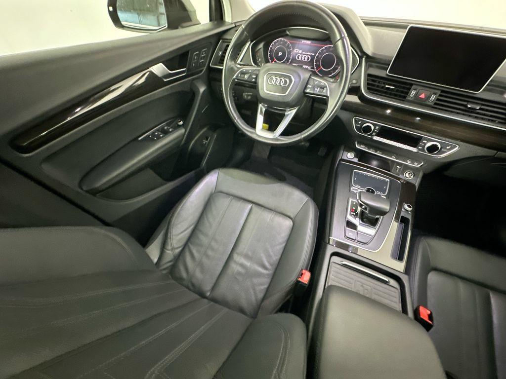 Used 2019 Audi Q5 2.0T Premium Plus w/ Premium Plus Package AWD/4WD image 9