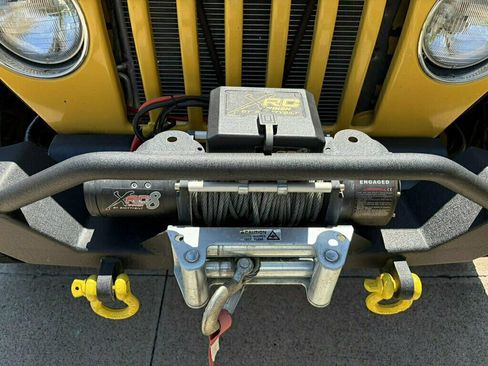 Used 2000 Jeep Wrangler Sport AWD/4WD image 11