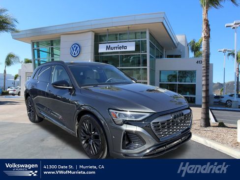 Used 2024 Audi Q8 e-tron Prestige w/ Prestige Package image 1