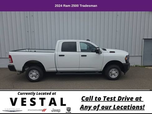 Used 2024 RAM 2500 Tradesman AWD/4WD image 4