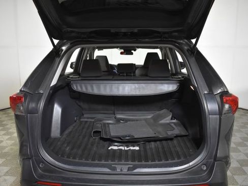 Used 2021 Toyota RAV4 XLE w/ XLE Grade Weather Package image 29