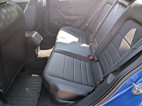 Used 2023 Volkswagen Jetta SE w/ Panoramic Sunroof Package FWD image 30