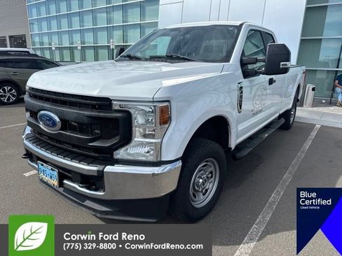 Used 2022 Ford F250 XL w/ Power Equipment Group AWD/4WD image 4