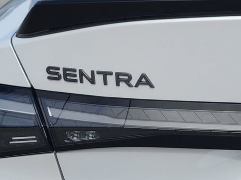 New 2026 Nissan Sentra SR FWD image 10