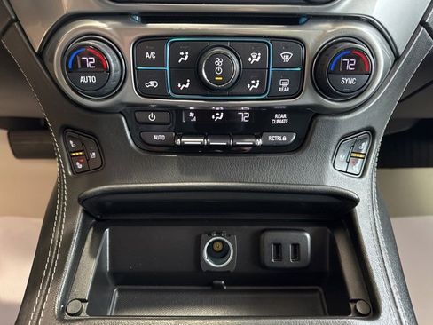 Used 2019 Chevrolet Suburban Premier image 24