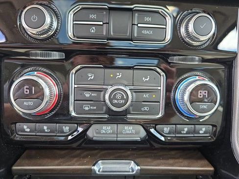 Used 2021 GMC Yukon Denali image 22