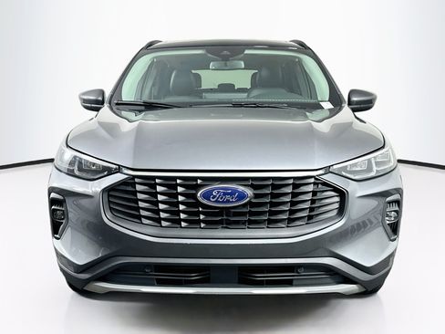 Used 2025 Ford Escape Platinum AWD/4WD image 2