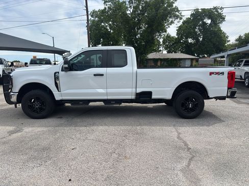 Used 2024 Ford F250 XL w/ FX4 Off-Road Package AWD/4WD image 11