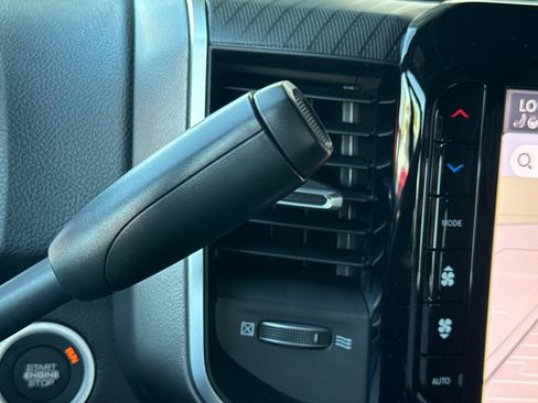 New 2026 RAM 2500 Big Horn AWD/4WD image 20