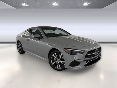 Certified 2026 Mercedes-Benz CLE 300 4MATIC Coupe image 7