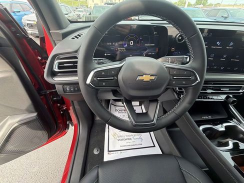 New 2026 Chevrolet Traverse LT FWD image 20