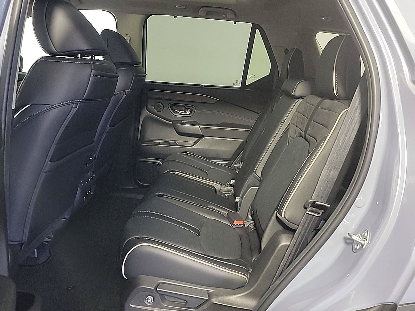 Certified 2026 Honda Pilot Elite image 17
