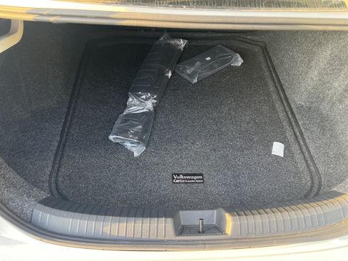 Certified 2025 Volkswagen Jetta Sport FWD image 28