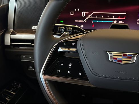 New 2026 Cadillac Escalade ESV Platinum Sport AWD/4WD image 29