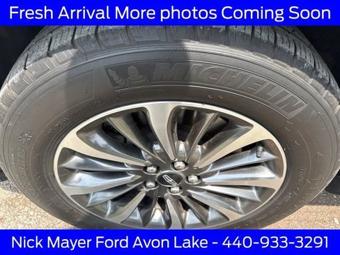 Used 2023 Lincoln Nautilus AWD w/ Premium Package image 10