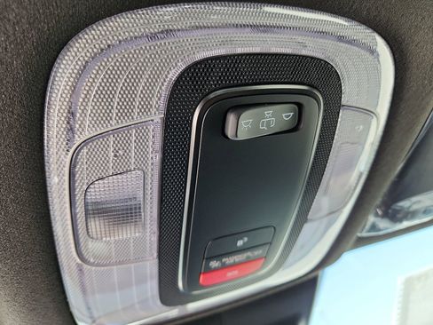 New 2025 Hyundai Elantra SEL image 16