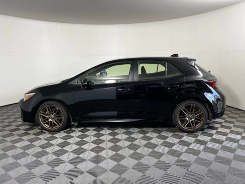 Used 2025 Toyota Corolla Hatchback FWD image 8