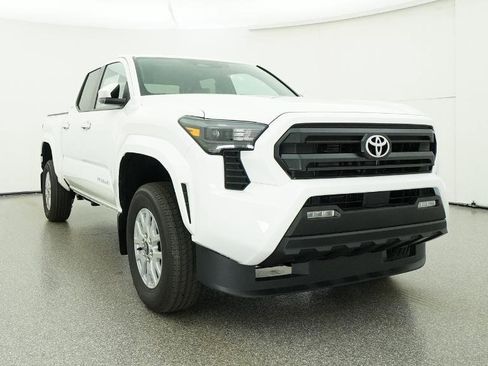 New 2026 Toyota Tacoma SR5 RWD image 14