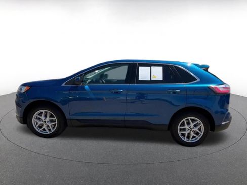 Used 2024 Ford Edge SEL AWD/4WD image 9