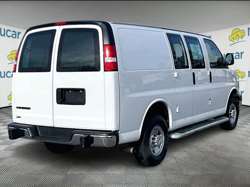 Used 2024 Chevrolet Express 2500 w/ Driver Convenience Package image 6