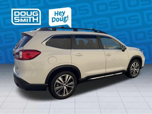 Used 2019 Subaru Ascent Limited w/ Popular Package #3 AWD/4WD image 4