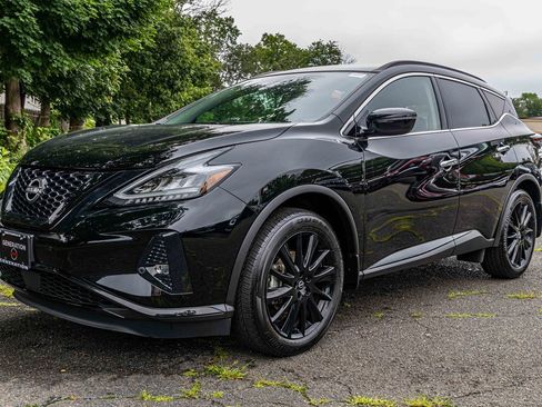 Certified 2024 Nissan Murano SV w/ SV Midnight Edition Package image 3