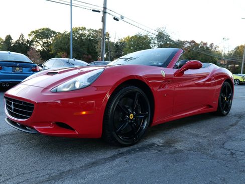 Used 2014 Ferrari California image 88