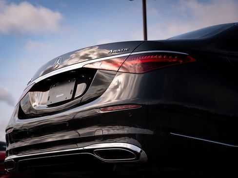 Used 2024 Mercedes-Benz S 580 4MATIC Sedan image 22