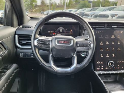 Used 2025 GMC Terrain Elevation AWD/4WD image 25