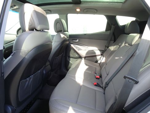 Used 2017 Hyundai Santa Fe Sport w/ 2.0T Ultimate Tech Package 05 image 17